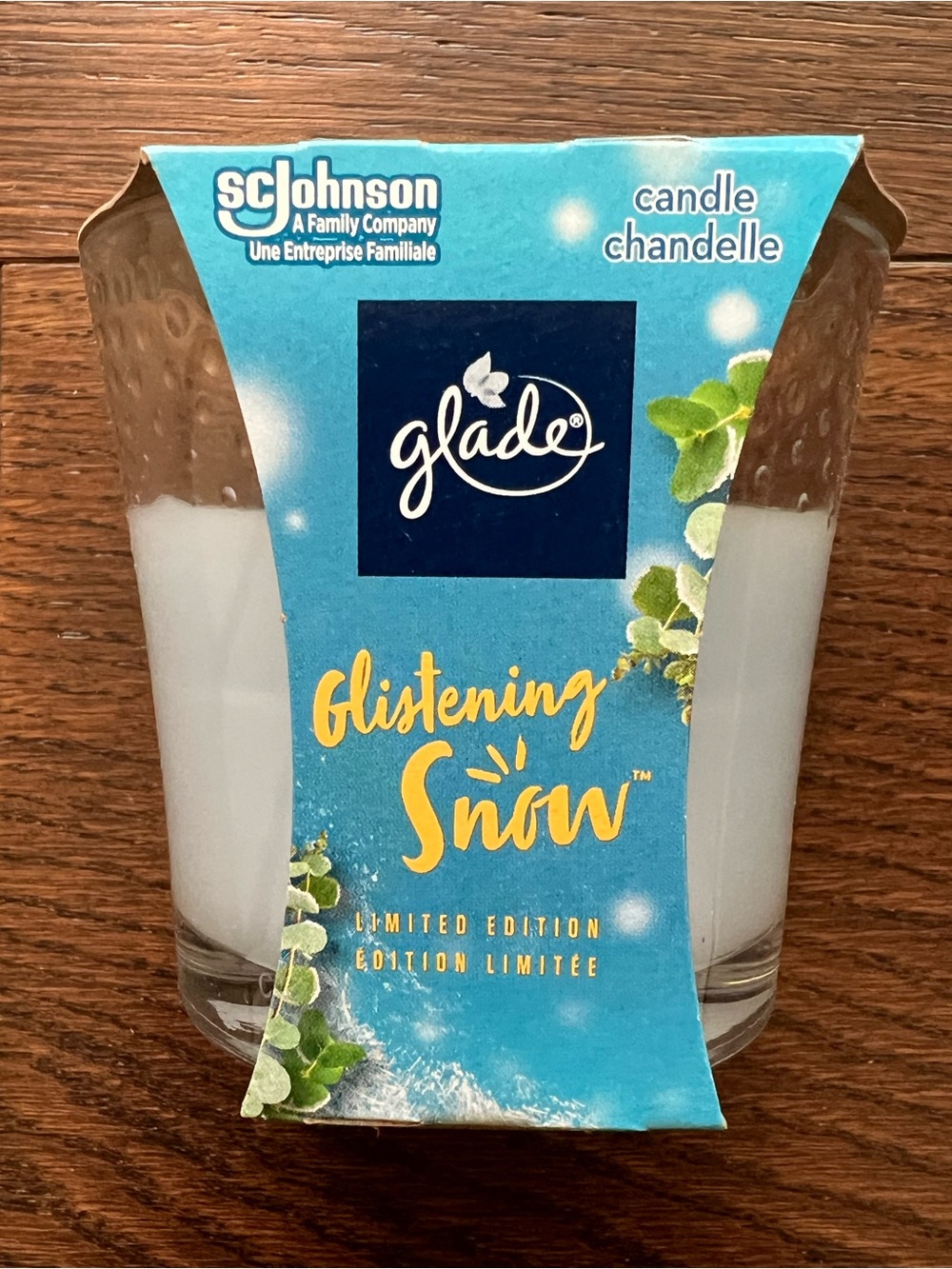 FREE w Purchase - Glade Candle - Glistening Snow